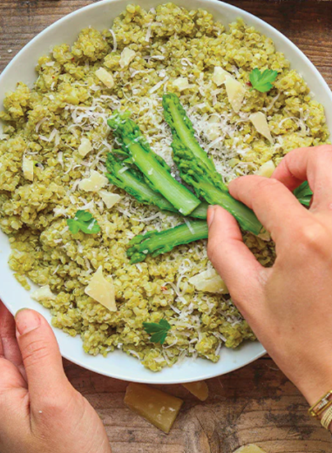 Risotto de Quinoa d’Anjou, asperges, petits pois et parmesan